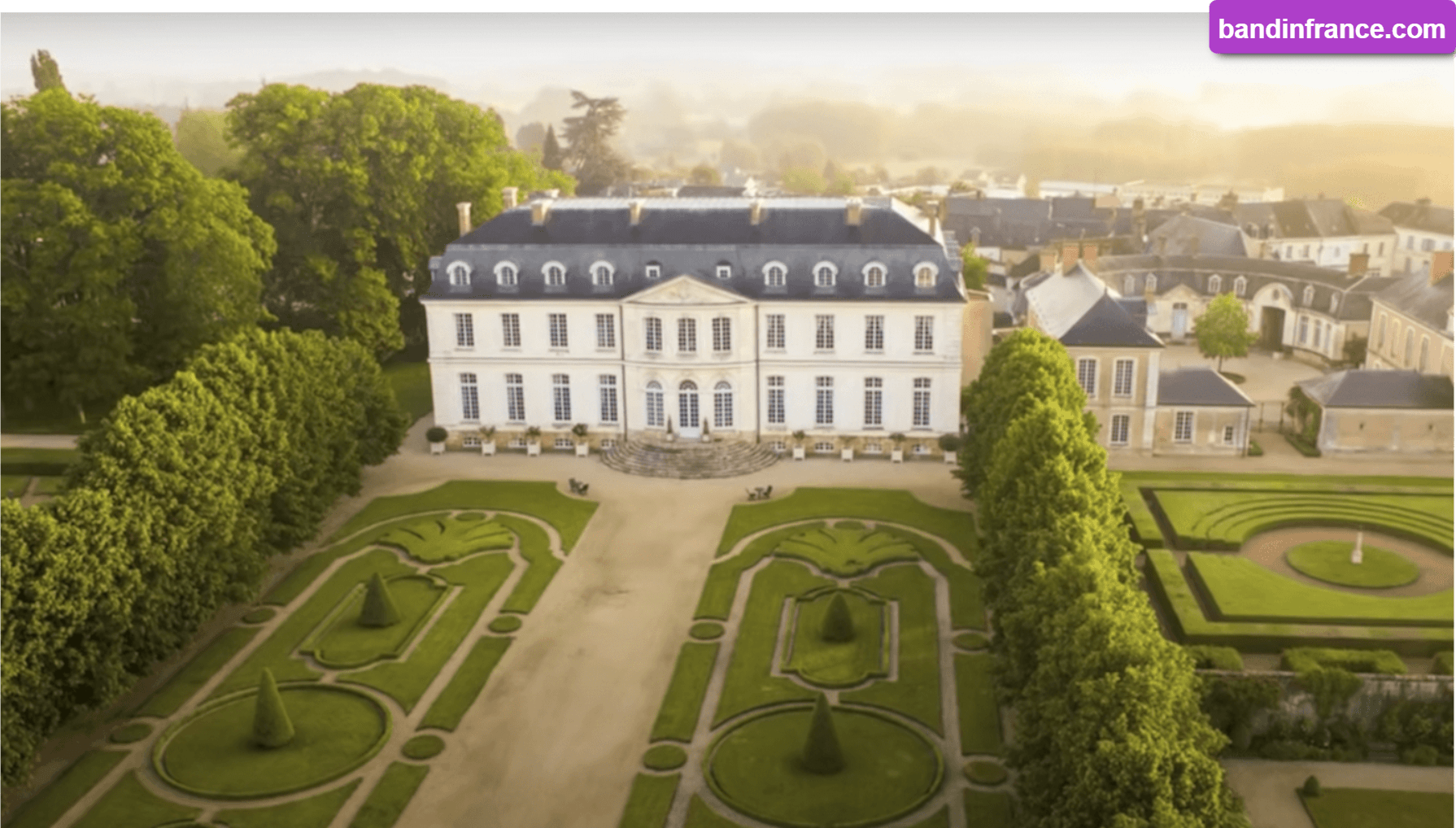 Top French Chateau Wedding Destinations