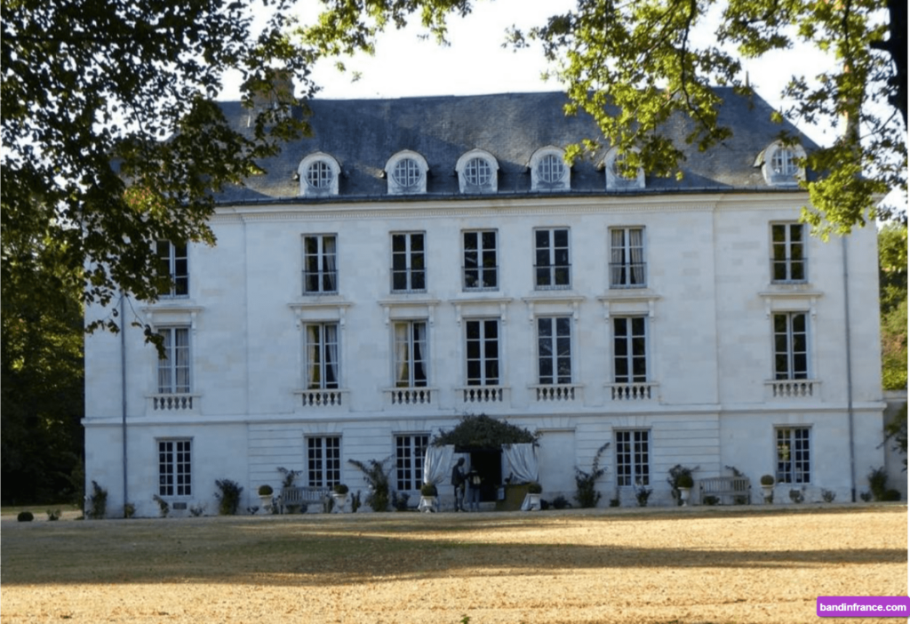 Chateau Paradis, Vendee & Charente